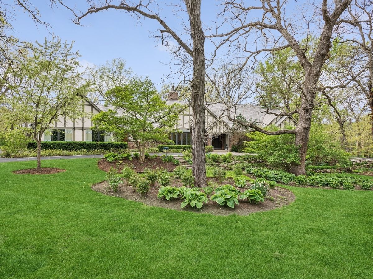 Homes Sold Oak Lake Estates Barrington Hills Illinois, 5 Acorn