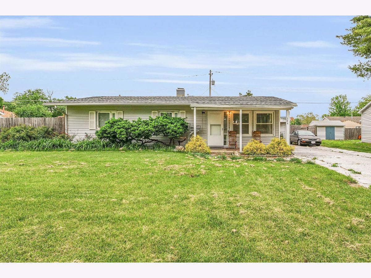 Homes Sold Garden Hills Champaign Illinois, 1714 Paula