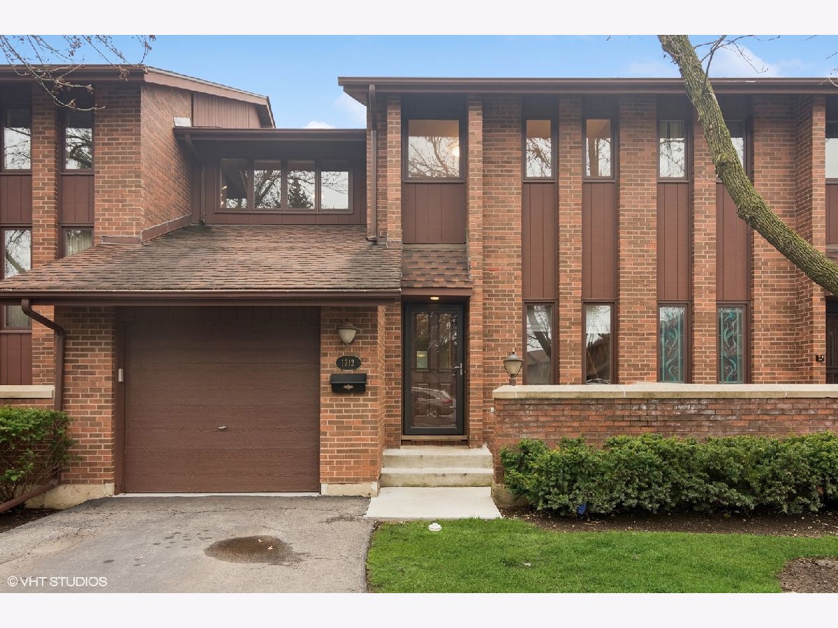 Townhomes Sold Beau Ridge Park Ridge Illinois, 1212 Beau