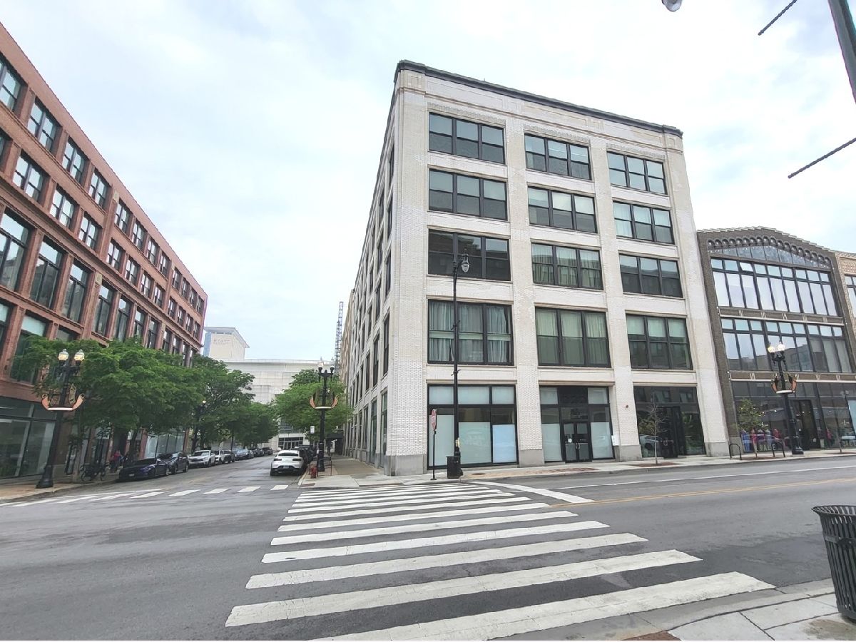 Condos & Townhomes Rented Motor Row Lofts Chicago Illinois, 2303 Michigan