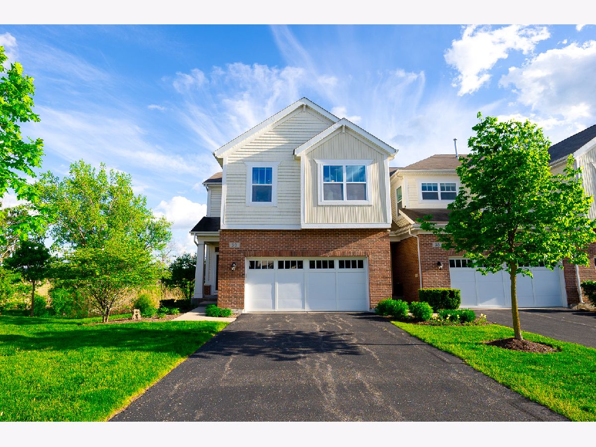 Townhomes Sold Lexington Hills Palatine Illinois, 39 Preserve