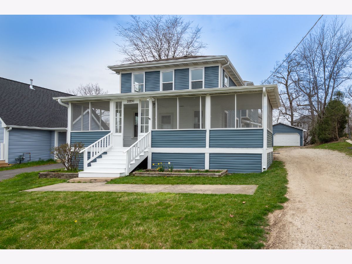 Homes Sold Buena Park Lake Villa Illinois, 25230 Buena