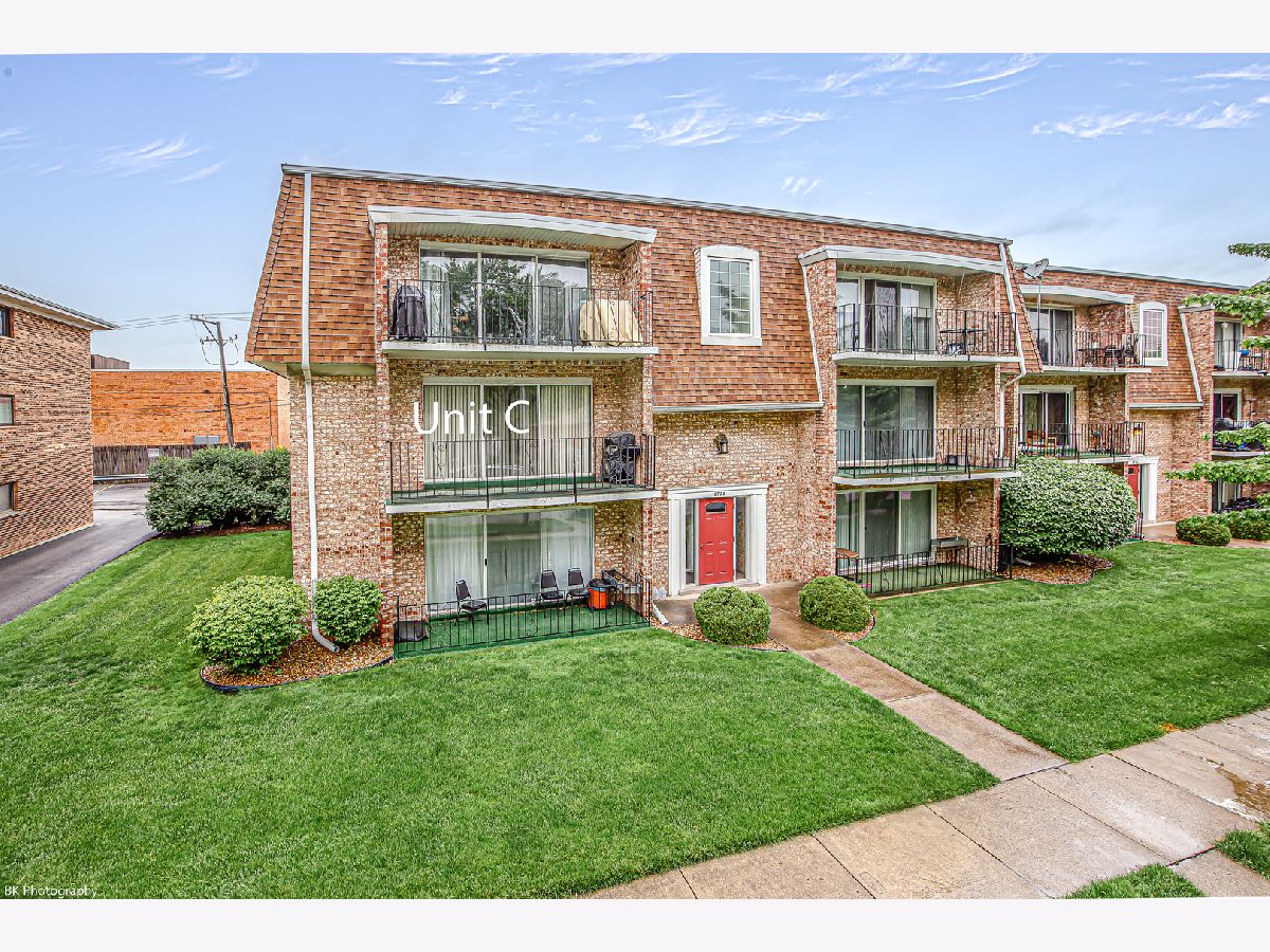 Condominiums Sold Parkshire Manor Oak Lawn Illinois, 8728 Mobile