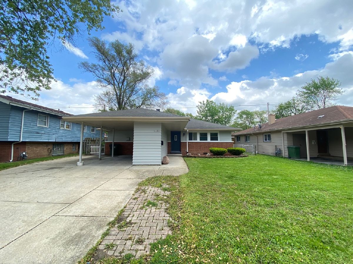 Homes Sold Meadowlane Dolton Illinois, 15223 Meadow