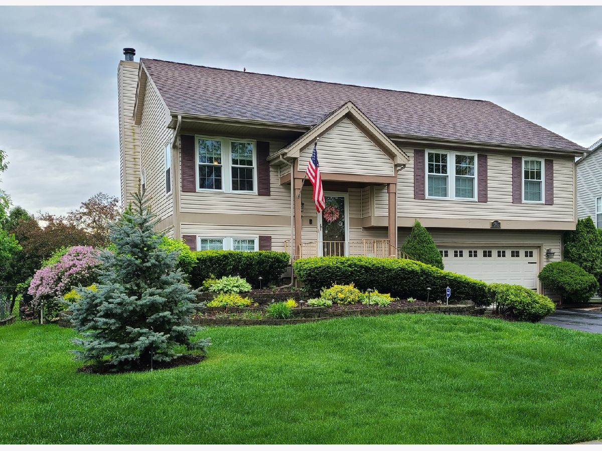 Townhomes & Condos & Homes Sold Mayfair Station Hanover Park Illinois, 4785 Green Bridge