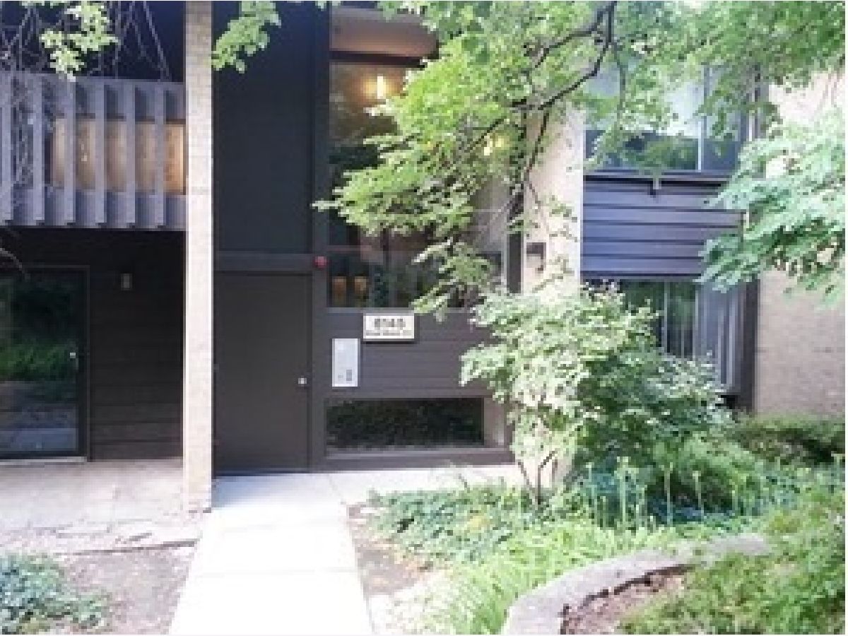 Condominiums Rented The Knolls Willowbrook Illinois, 6145 Knoll Wood