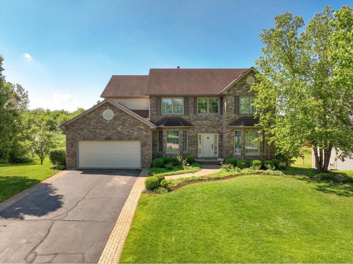 Homes Sold Hunters Ridge Hoffman Estates Illinois, 5405 Fox Path