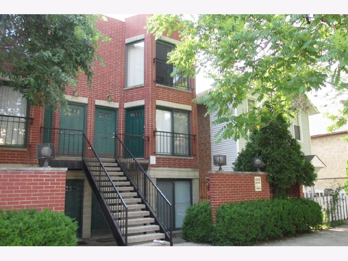 Condominiums & Homes Rented Tri-taylor Chicago Illinois, 824 Leavitt