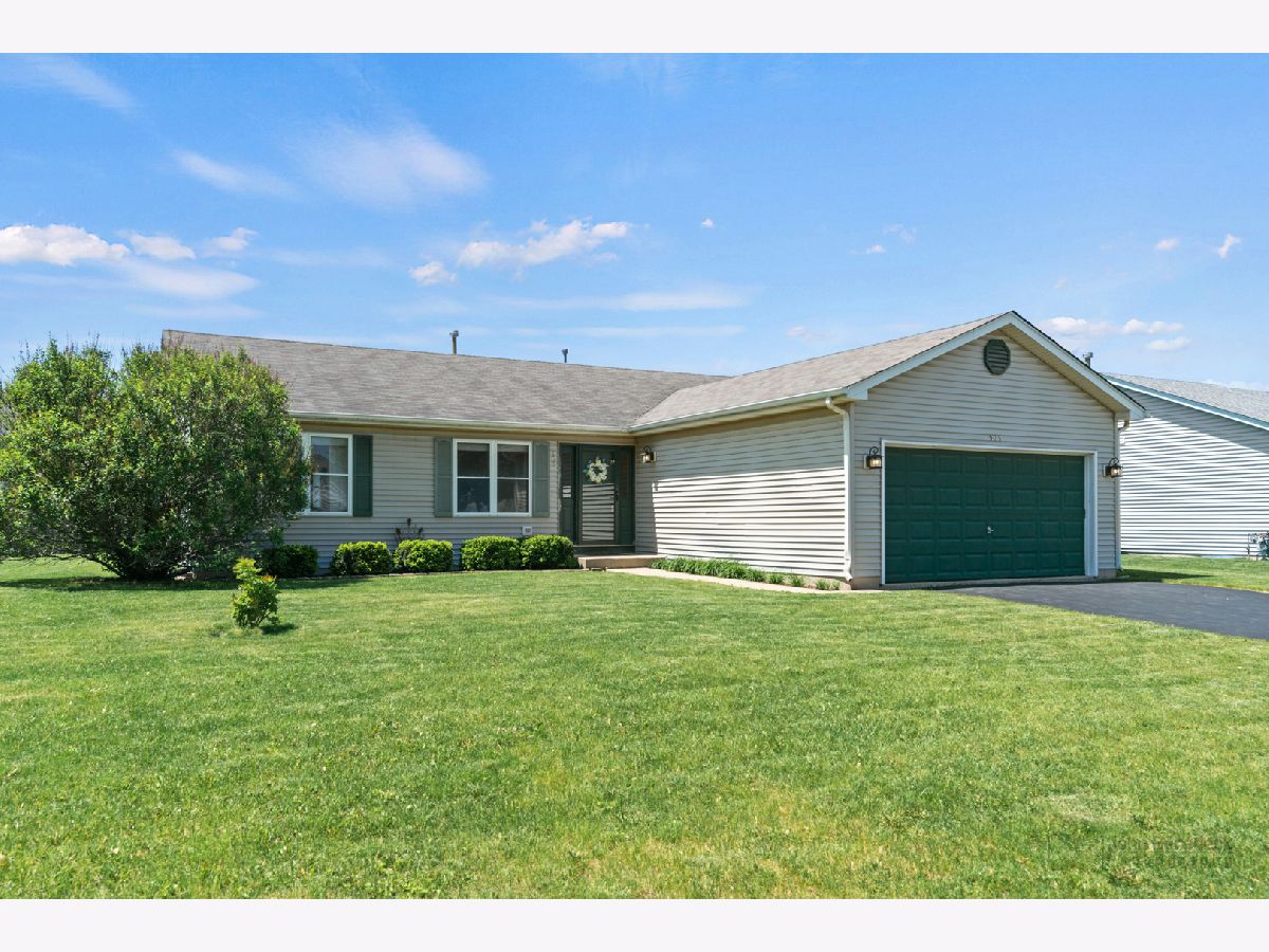 Homes & Condos & Townhomes Sold Boone Creek Mchenry Illinois, 505 Wedgewood