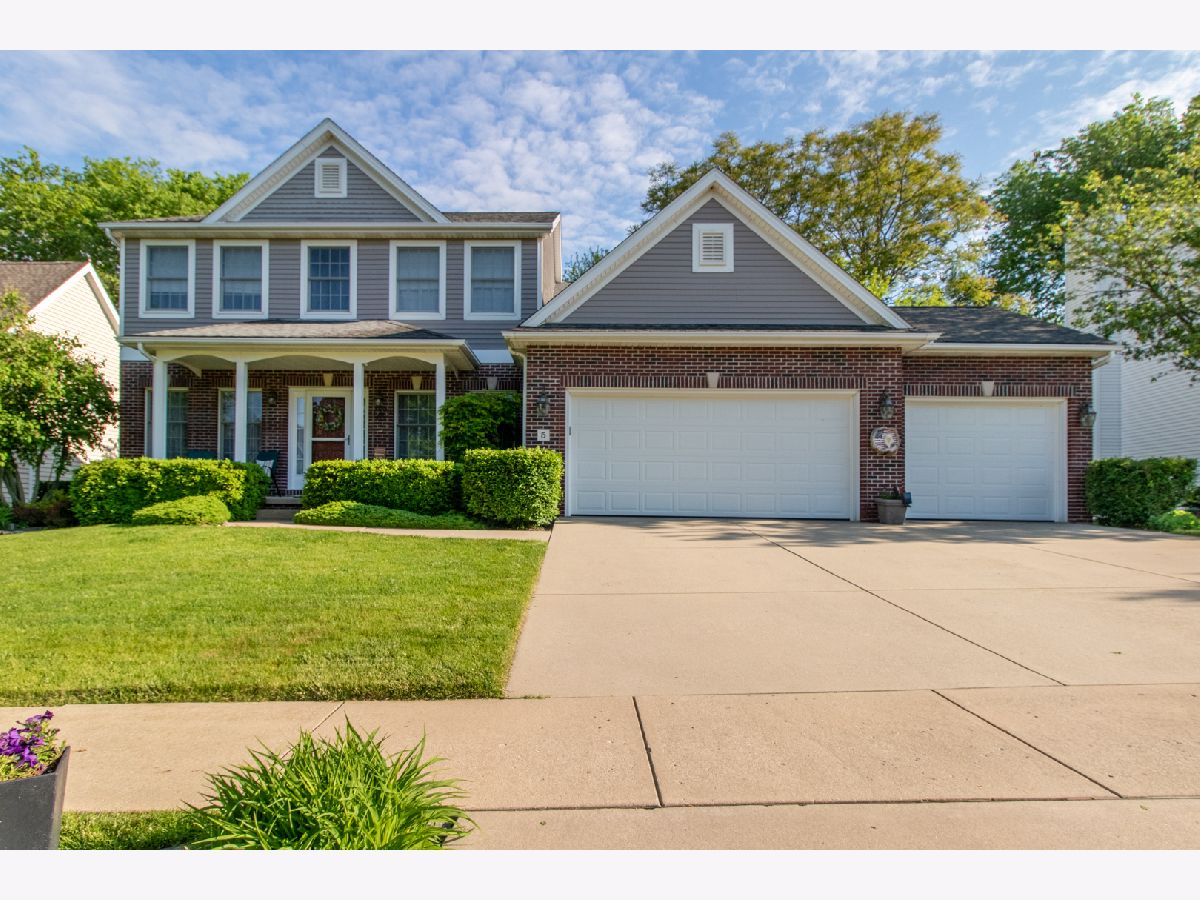 Homes & Condos & Townhomes Sold Ridgewood Bloomington Illinois, 5 Tangle Oaks