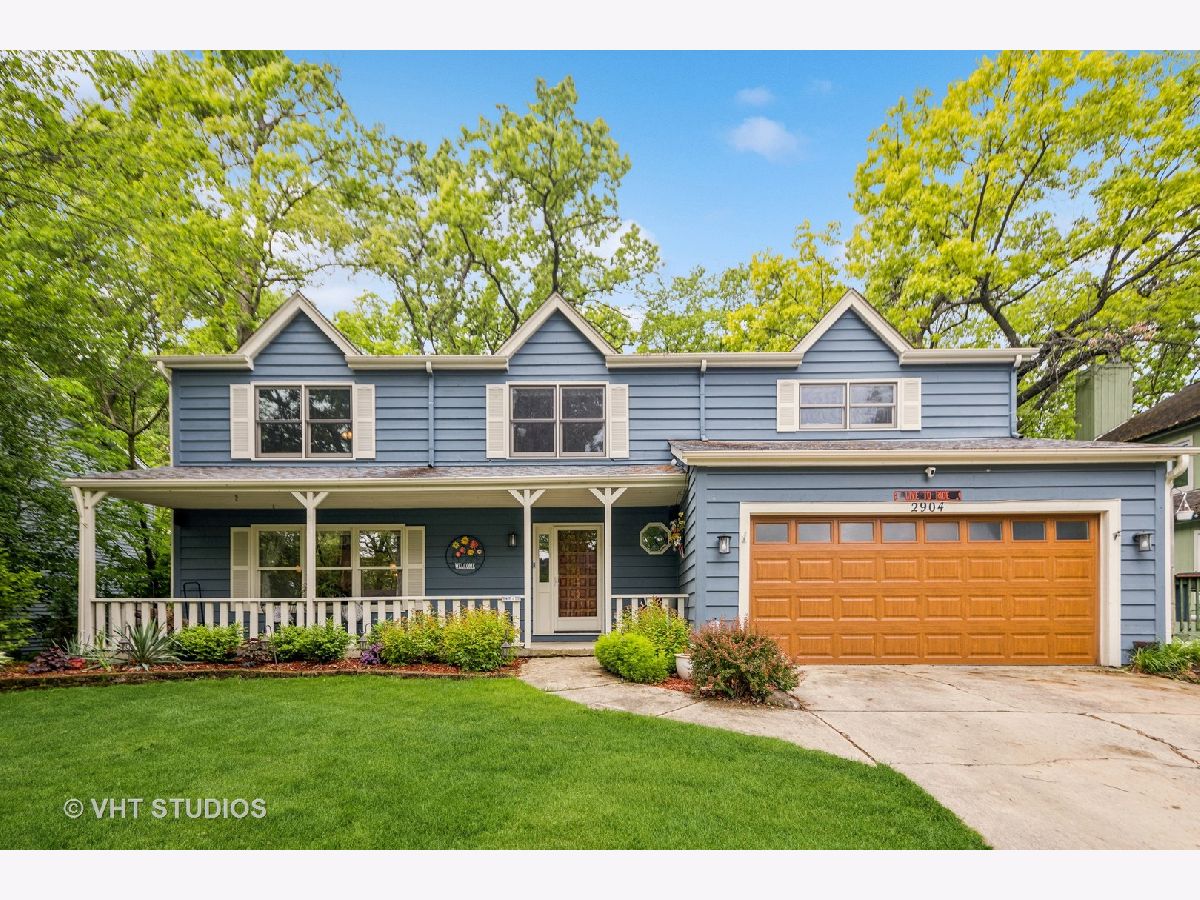 Homes Sold Mending Wall Woodridge Illinois, 2904 Two Paths