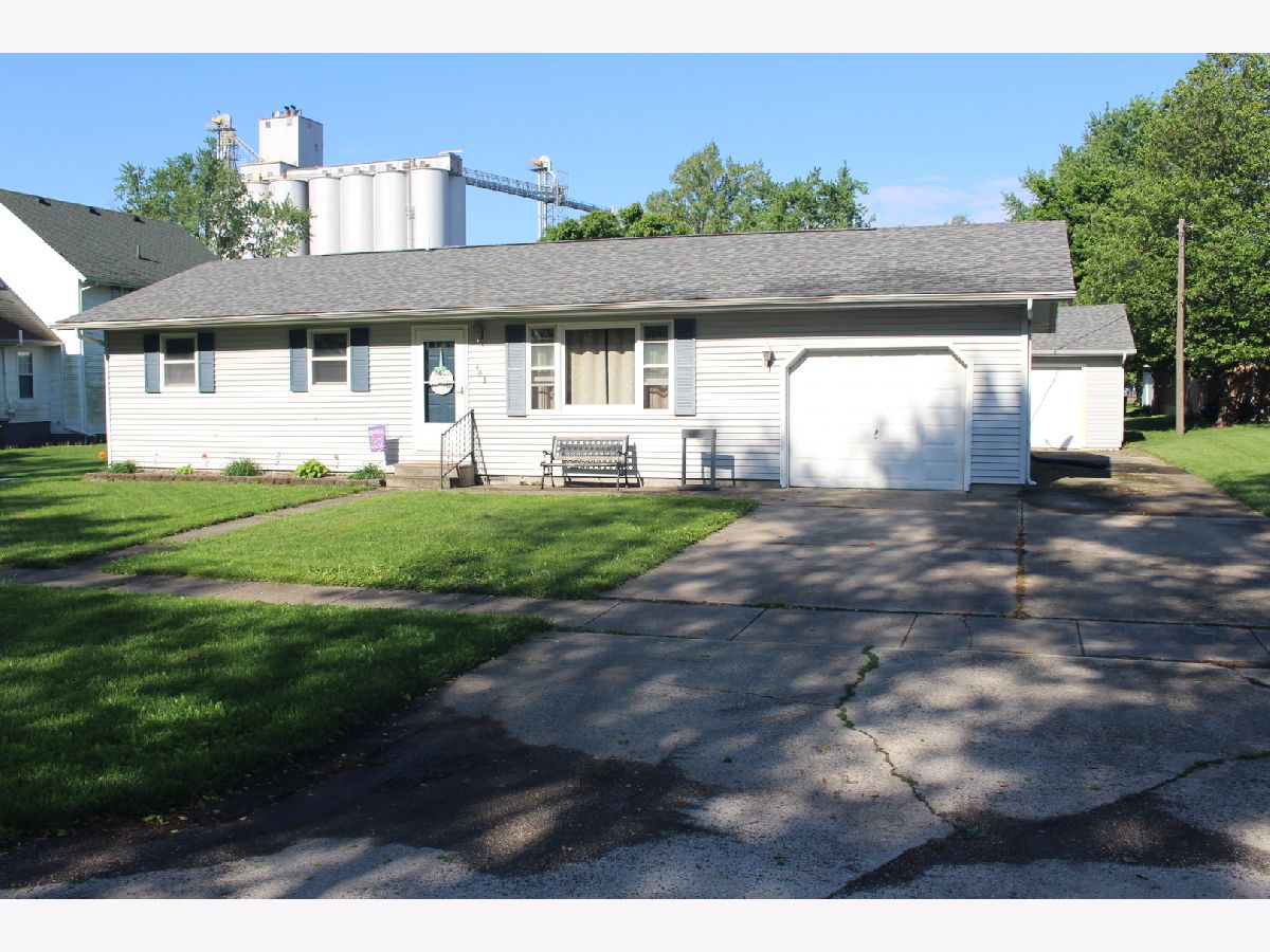  Sold Wapella Illinois, 403 Locust