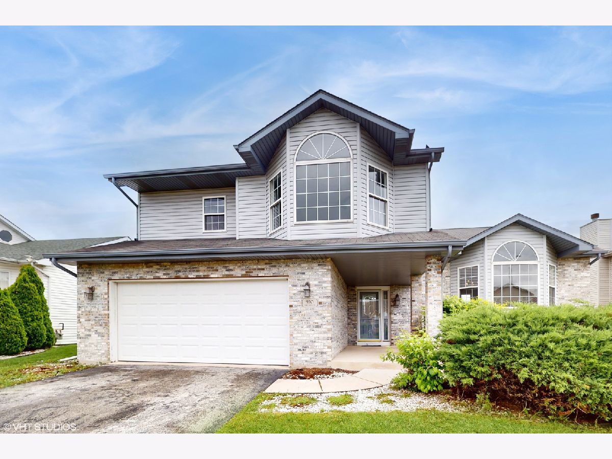 Homes Sold Deer Creek Estates Sauk Village Illinois, 920 Mary Byrne