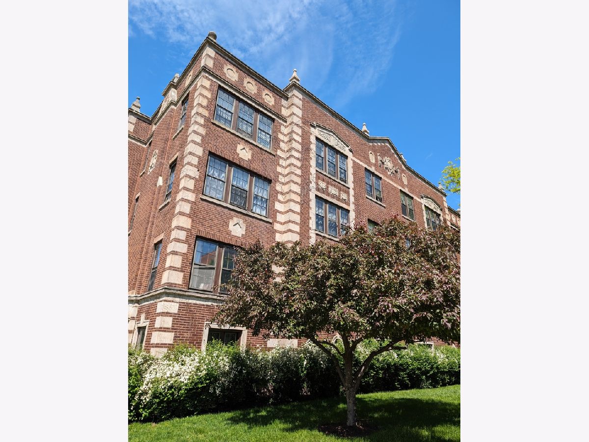 Condominiums Rented St Francis Courts Evanston Illinois, 1001 Hull