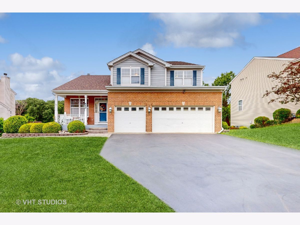 Homes Sold White Oaks Carpentersville Illinois, 452 Windham