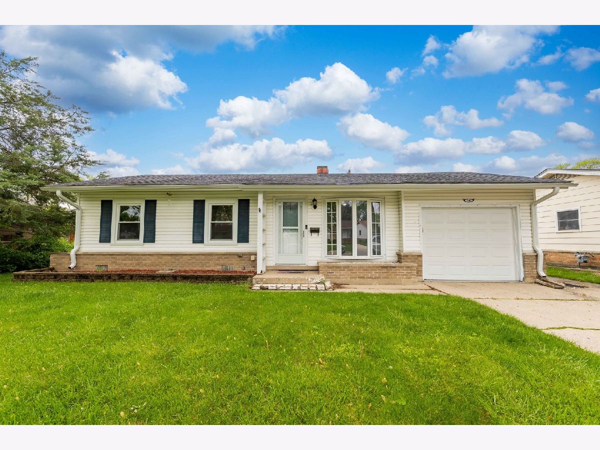 Homes Rented Centex Elk Grove Village Illinois, 242 Greenbriar