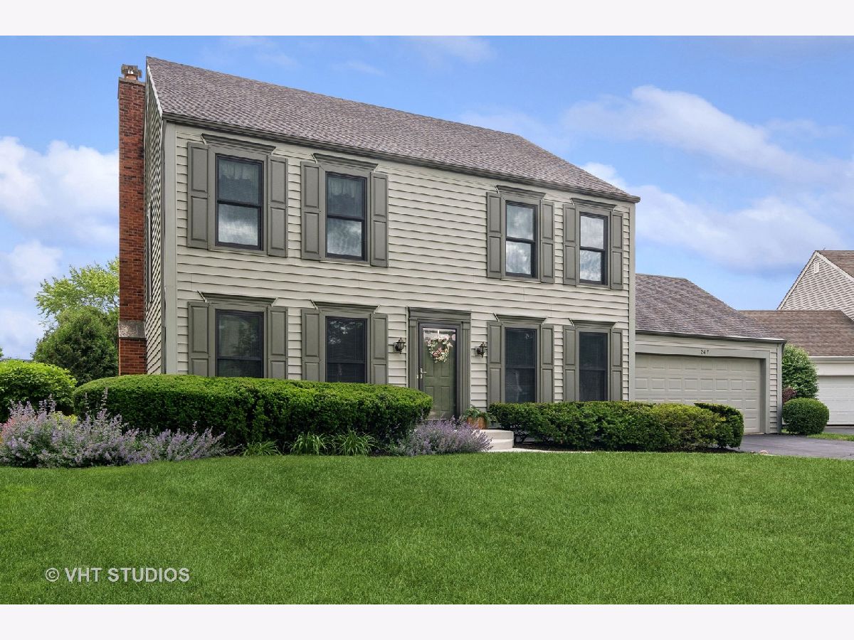 Homes & Condos & Townhomes Sold Hunters Woods St Charles Illinois, 247 Chasse