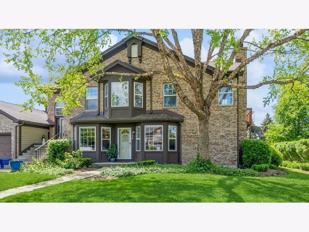 Townhomes & Condos Sold Kresswood Trails Mchenry Illinois, 544 Kresswood