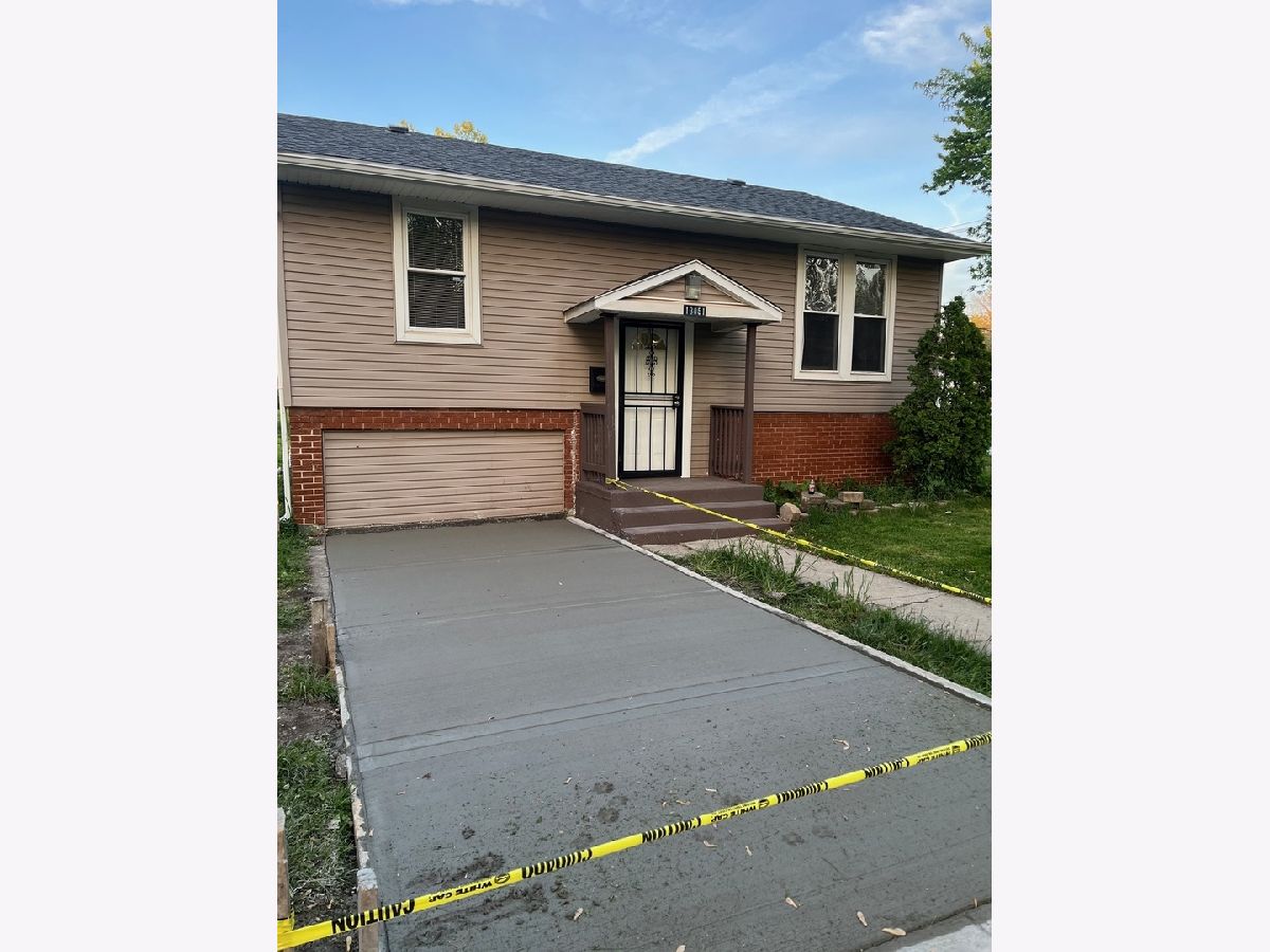  Sold Chicago Illinois, 13051 Eberhart