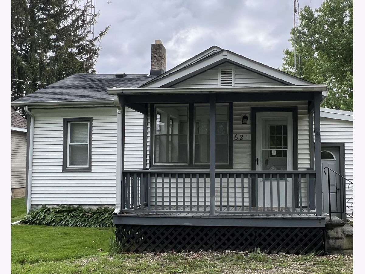  Rented Earlville Illinois, 621 Winthrop