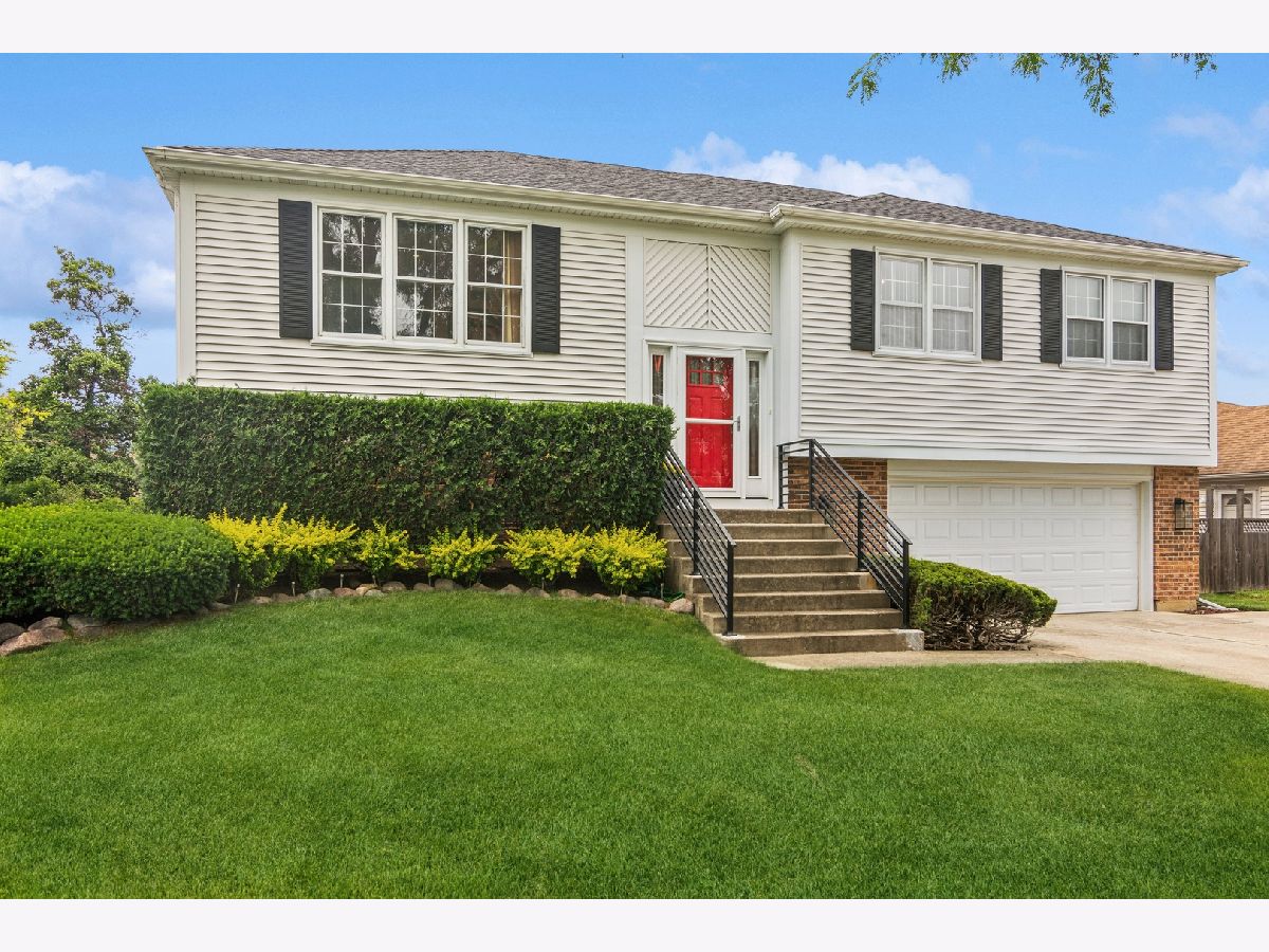 Homes Sold Highland Grove Buffalo Grove Illinois, 700 Pinehurst