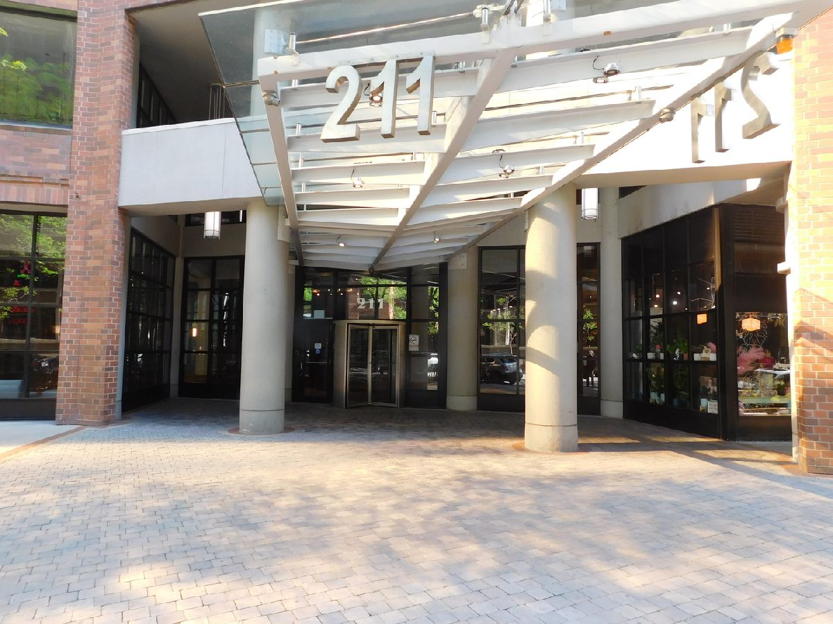 Condominiums Sold Grand Ohio Chicago Illinois, 211 Ohio