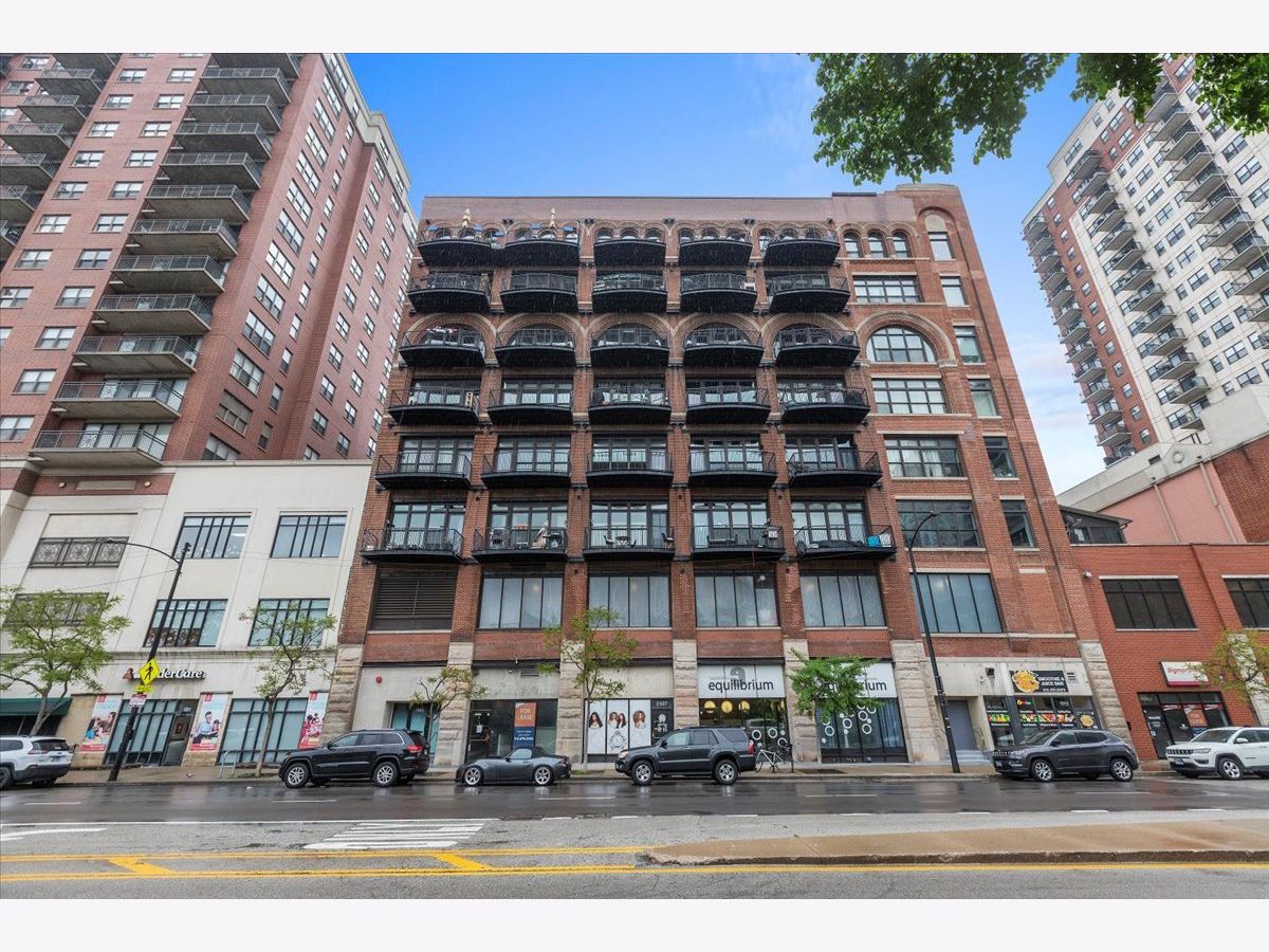 Condominiums Rented 15th Street Lofts Chicago Illinois, 1503 State
