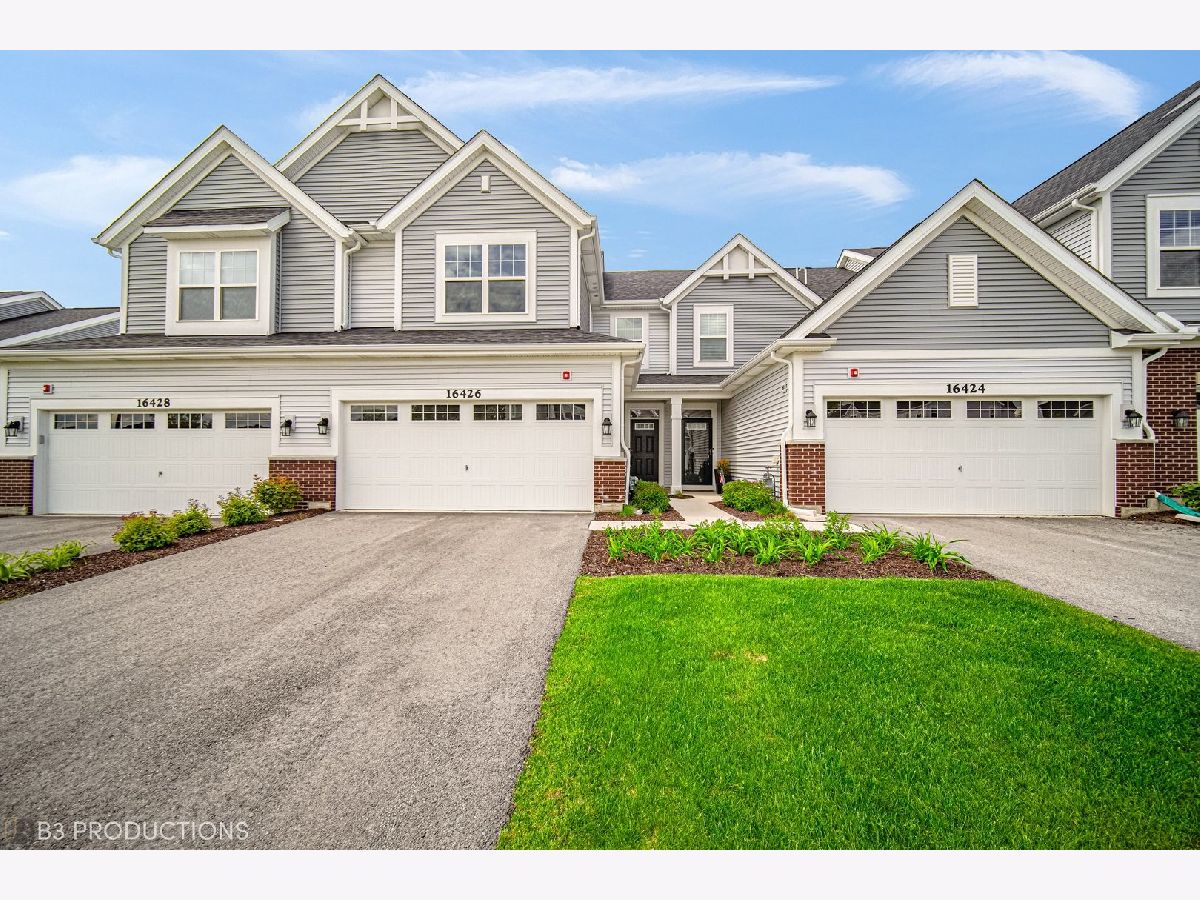 Condos & Townhomes Sold The Townes At Silo Bend Lockport Illinois, 16426 Wheatgrass