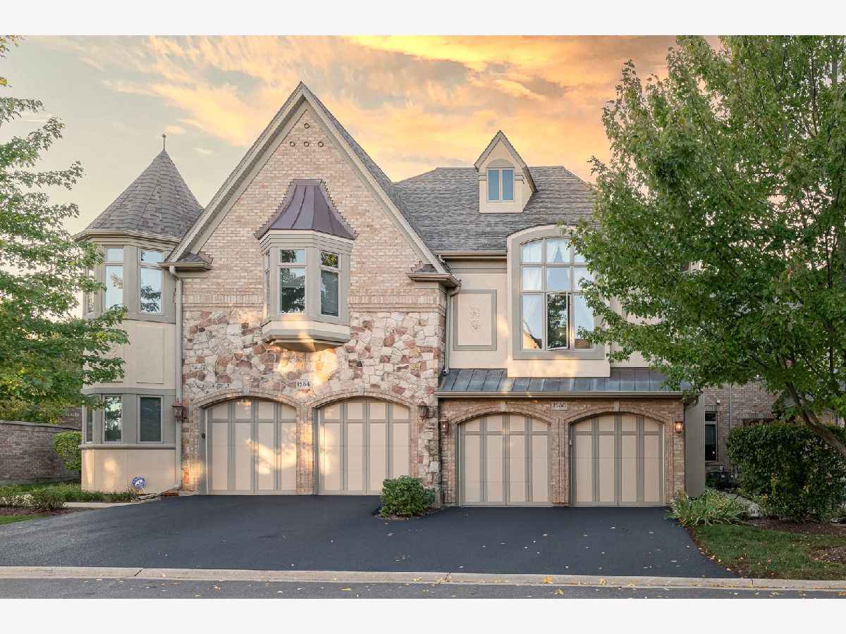 Townhomes Sold Maison Du Comte Palatine Illinois, 1580 Kembley