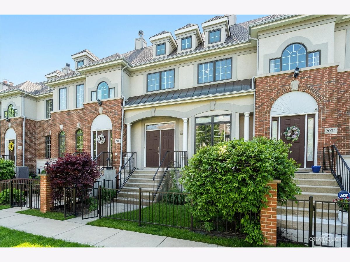 Townhomes Sold Astor Place Naperville Illinois, 2036 Alta Vista