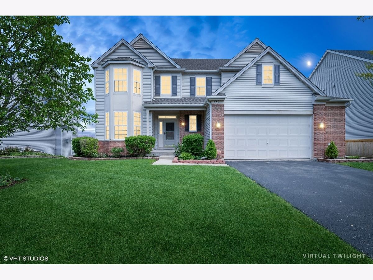Homes Sold Prairie Walk Round Lake Illinois, 1331 Wild Meadow