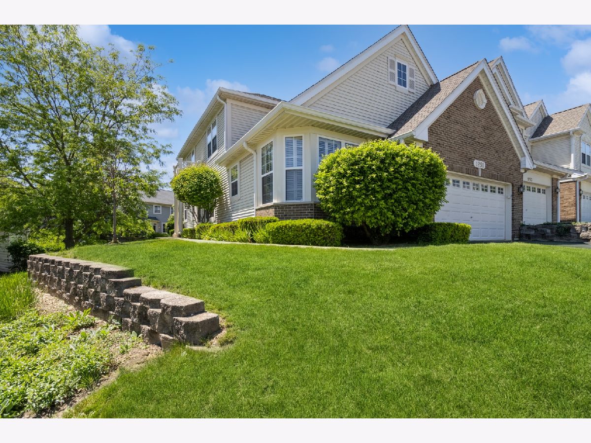 Townhomes Sold Timberline Bartlett Illinois, 1251 Tamarack