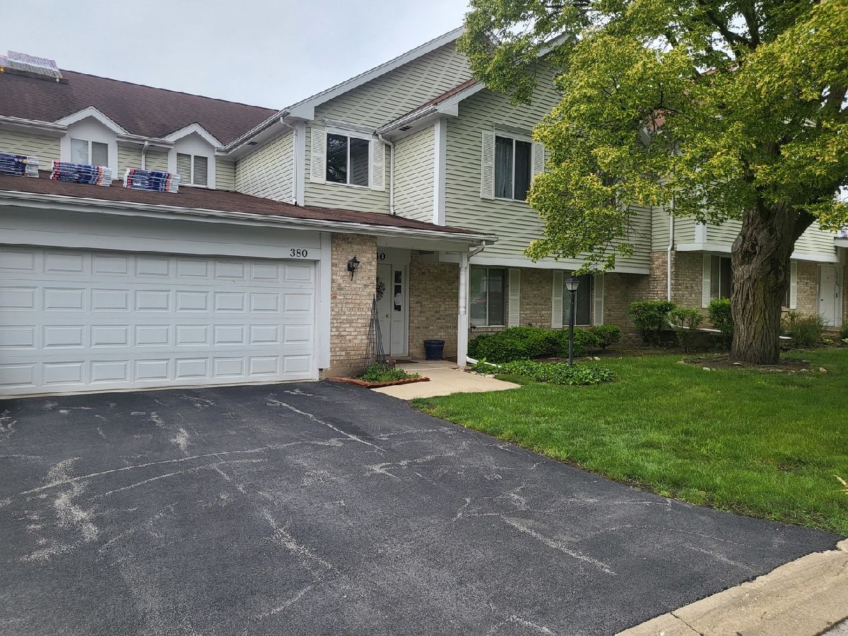 Condos & Townhomes & Homes Sold Springlake Aurora Illinois, 380 Springlake