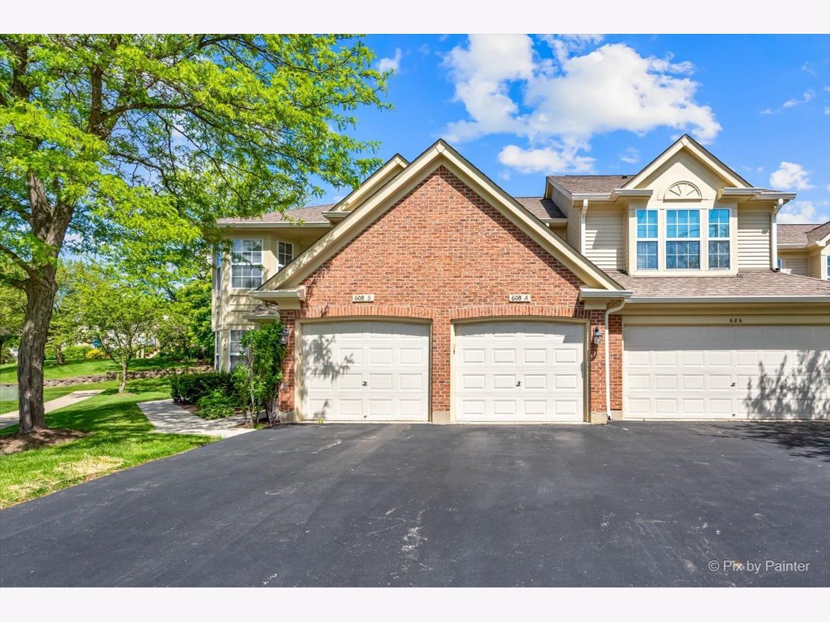 Townhomes & Condos & Homes Sold Essex Village Crystal Lake Illinois, 608 Plum