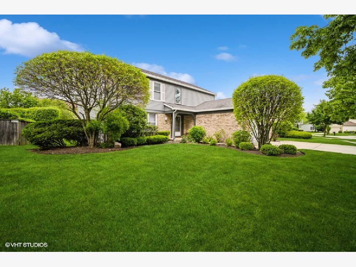 Homes Sold Astor Place Buffalo Grove Illinois, 26 Canterbury