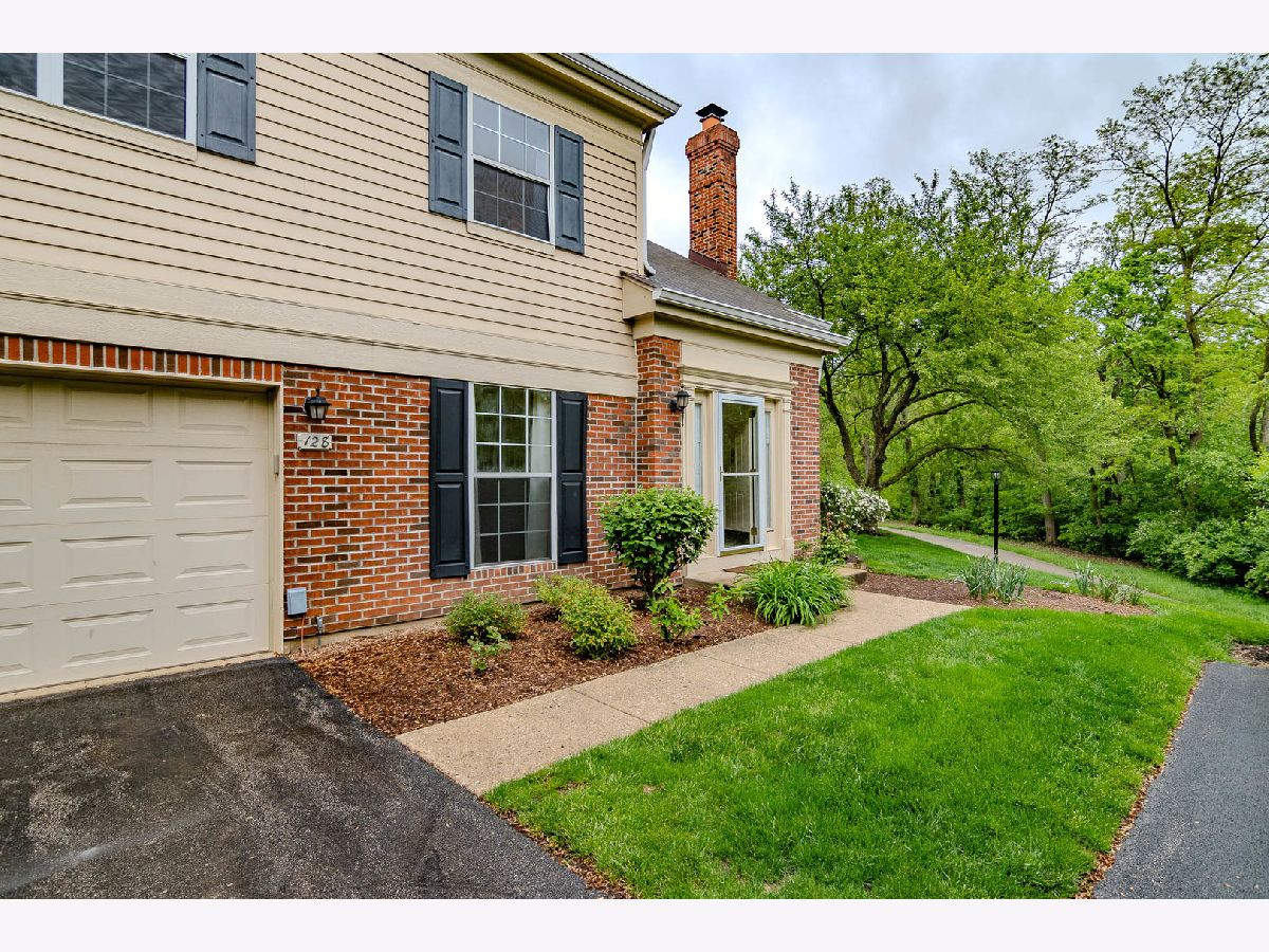 Townhomes Sold Bent Creek Palatine Illinois, 128 Bent Creek