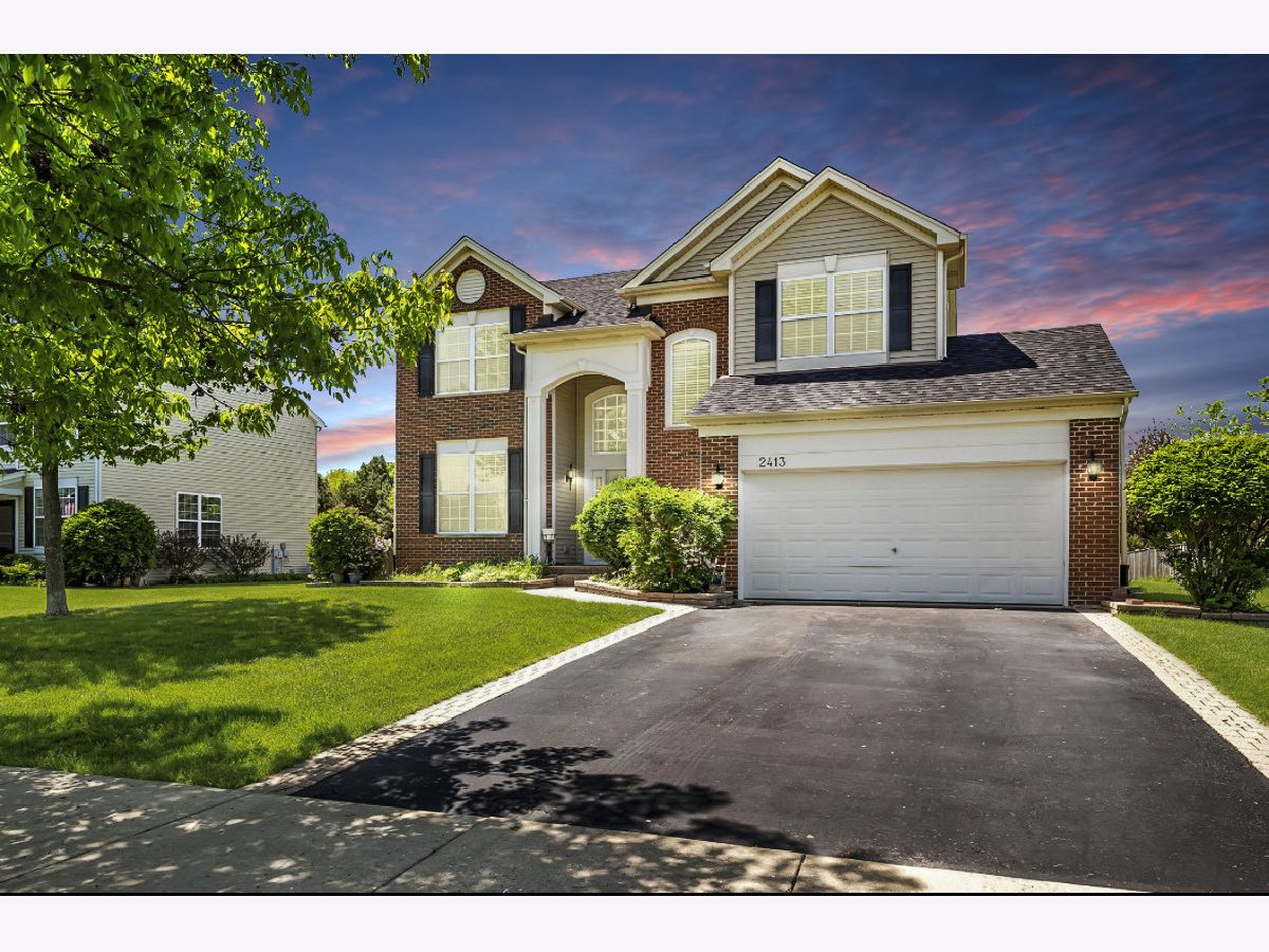 Homes & Townhomes Sold Blackberry Crossing Montgomery Illinois, 2413 White Rose