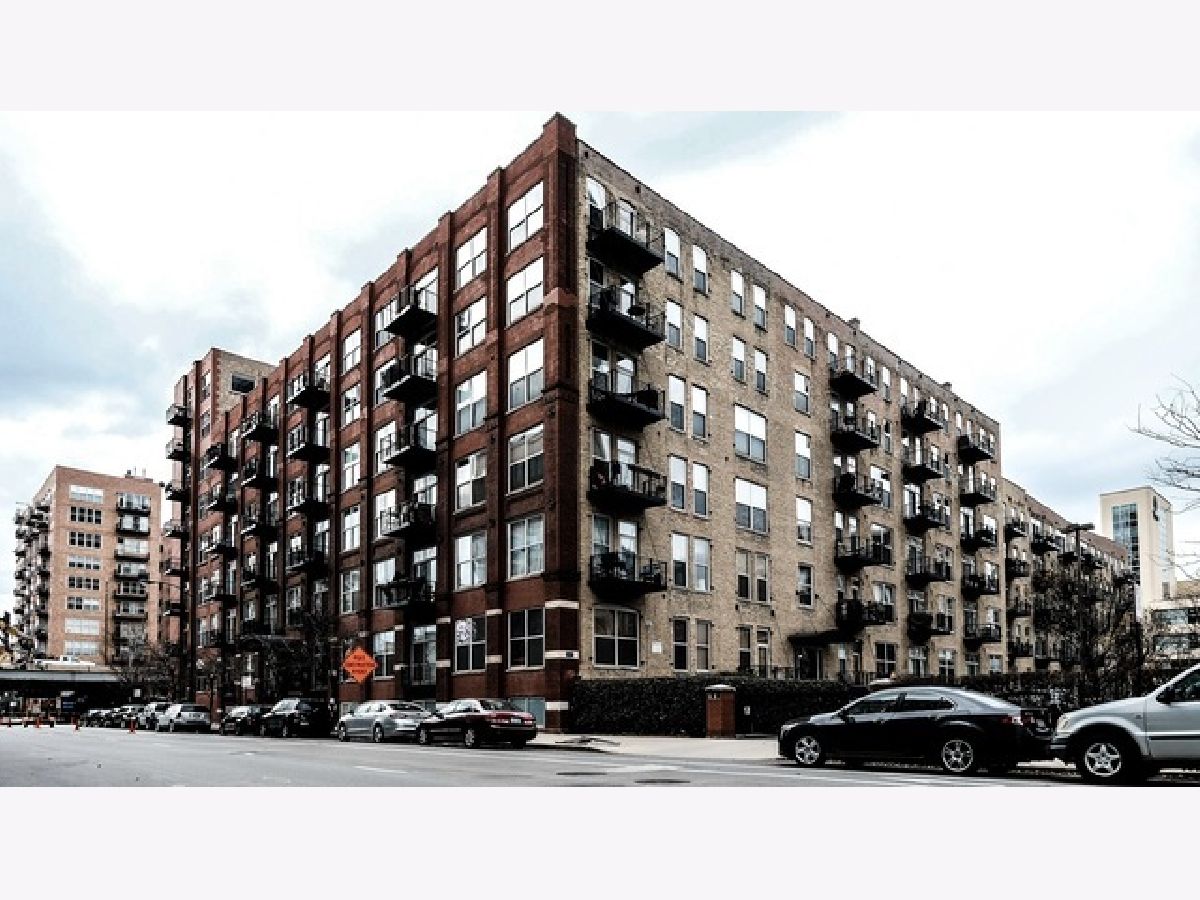 Condominiums Rented Gotham Lofts Chicago Illinois, 420 Clinton