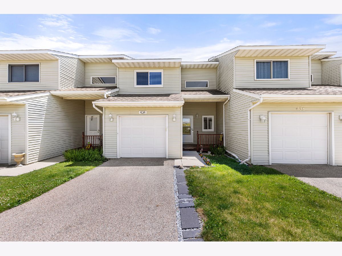 Townhomes & Condos Sold Townhomes Of Rochelle Rochelle Illinois, 434 Willis