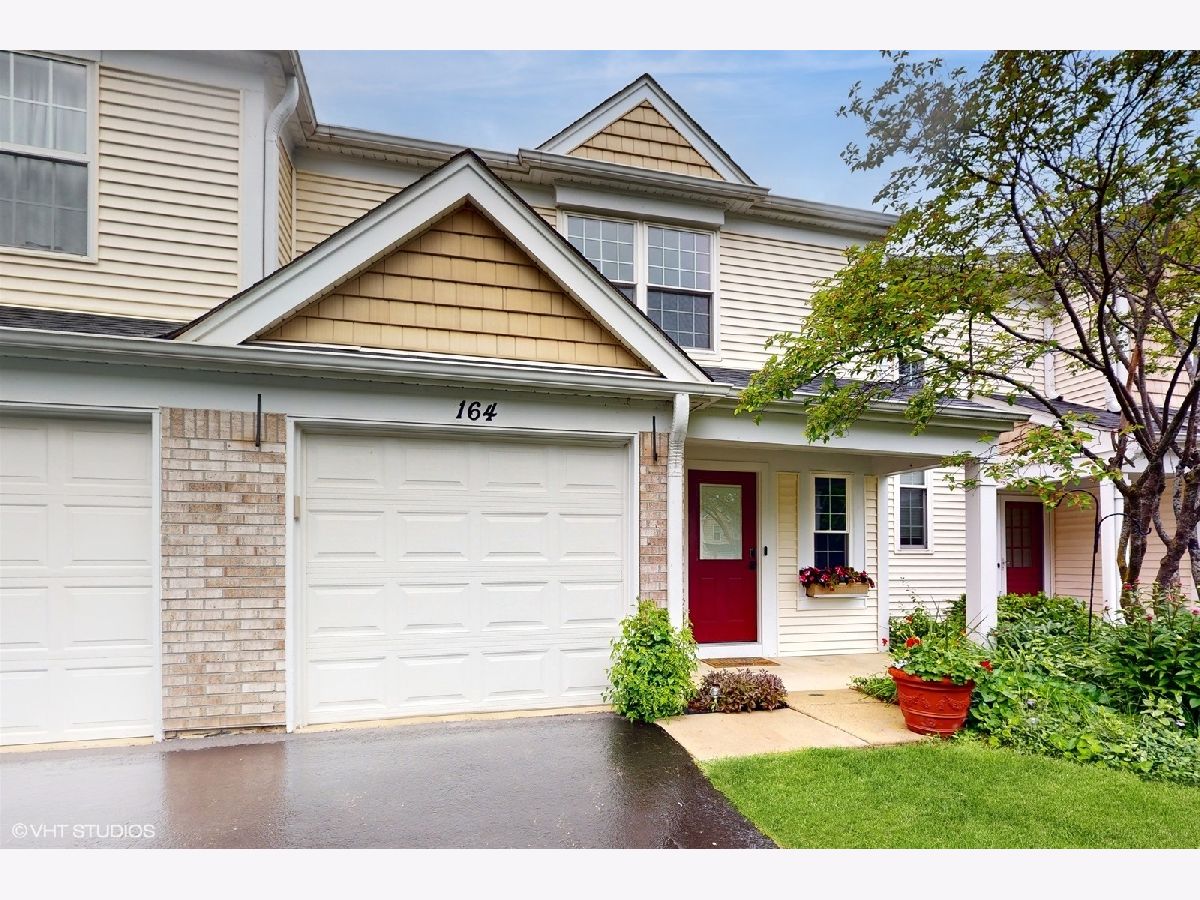 Townhomes Sold Tiffany Place Streamwood Illinois, 164 Oltendorf