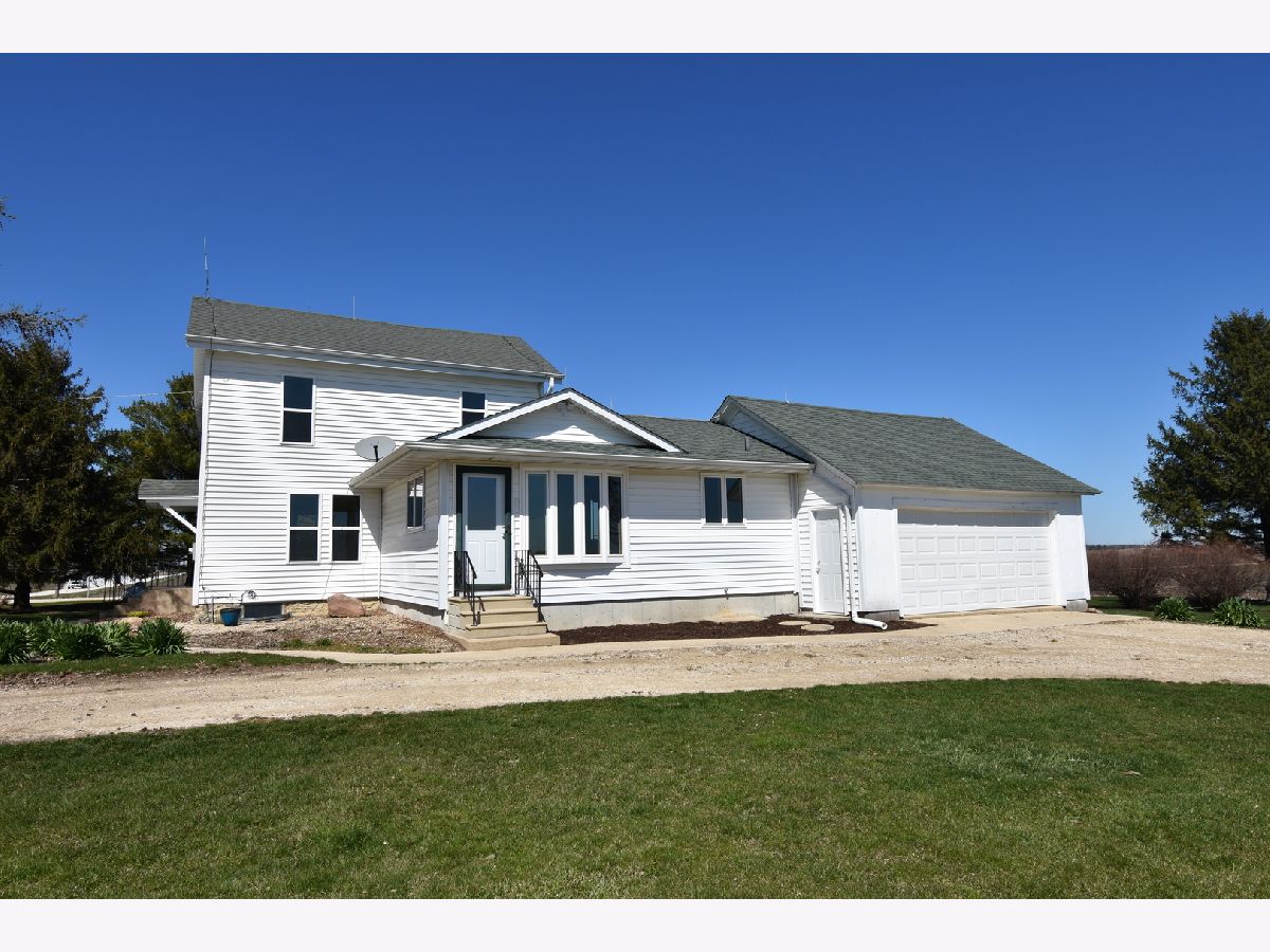  Rented Somonauk Illinois, 4474 Graham