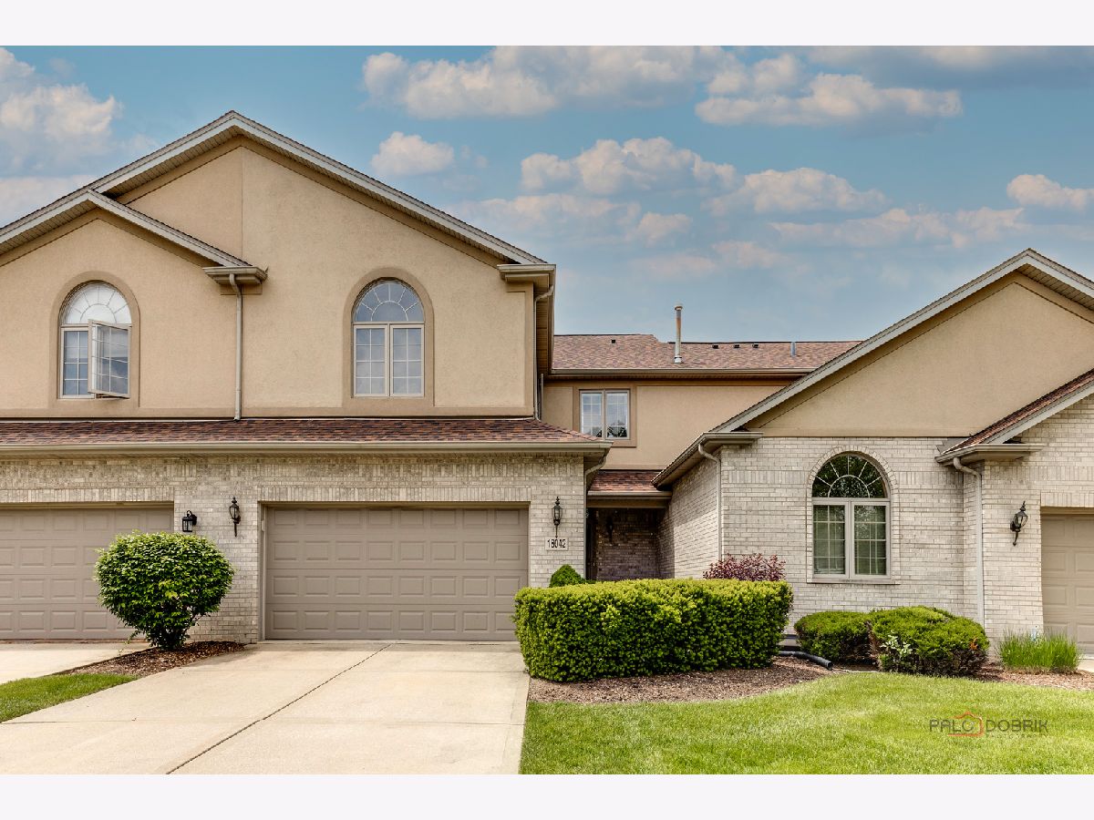 Townhomes Sold Chestnut Ridge Tinley Park Illinois, 18042 Upland