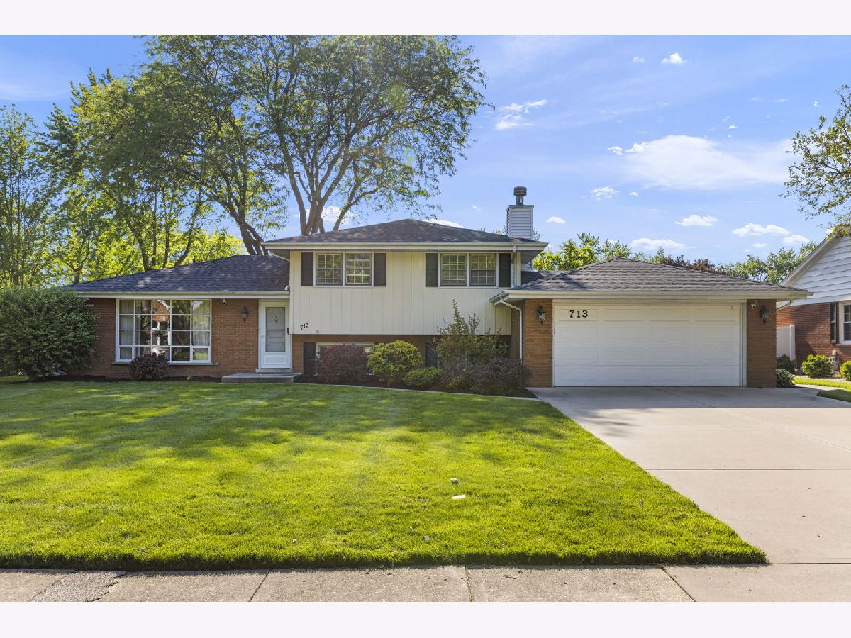 Homes & Condos & Townhomes Sold Glenwood Manor Joliet Illinois, 713 Prestige