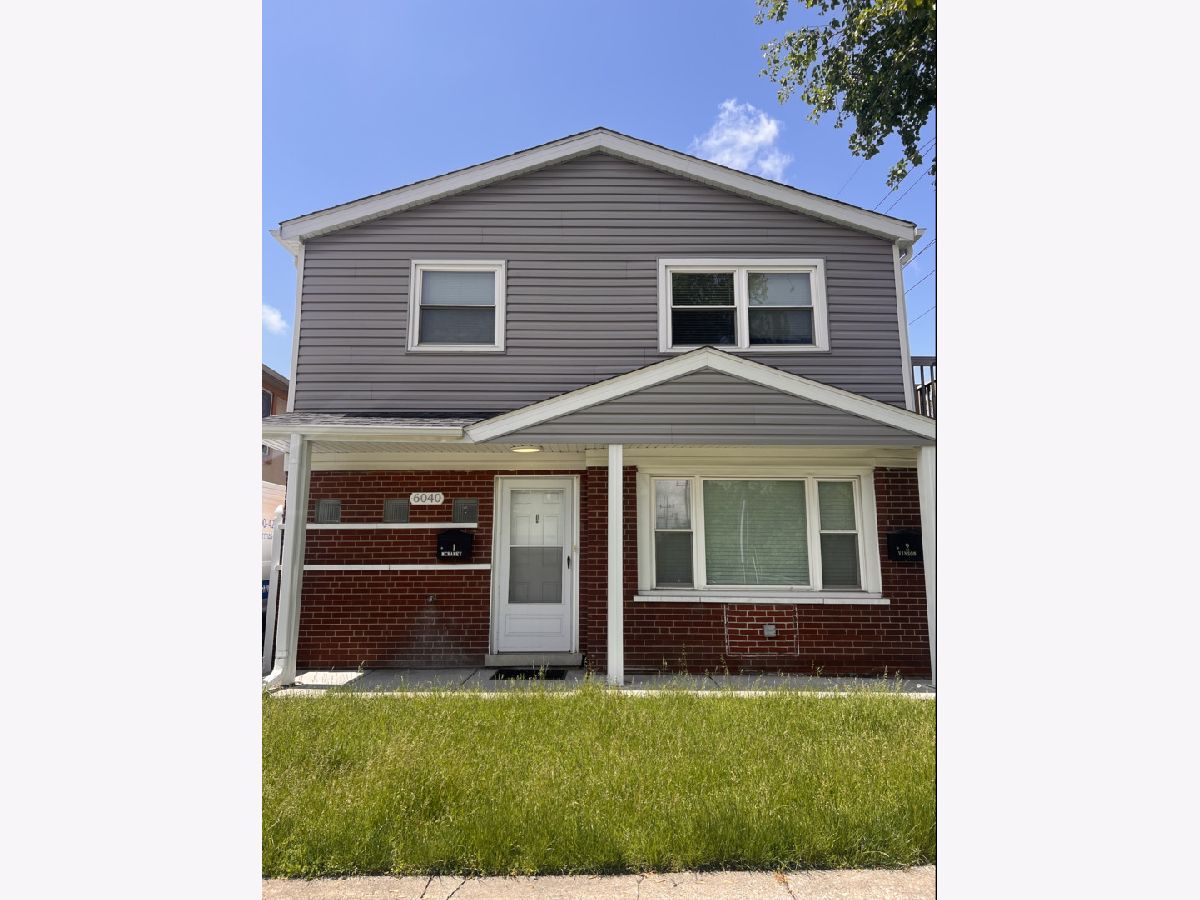 Rented Summit Illinois, 6040 76th