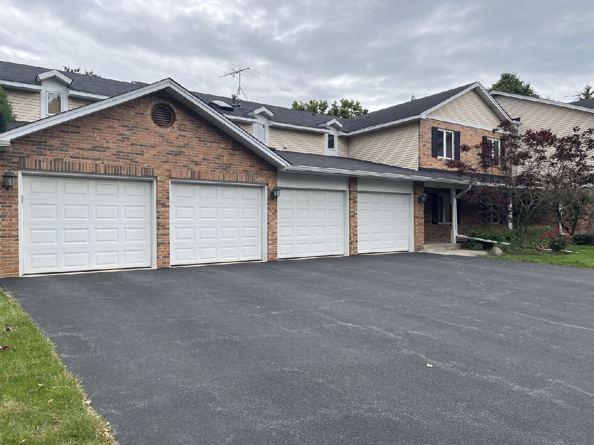Homes & Condos & Townhomes Rented Creekside Naperville Illinois, 978 Benedetti