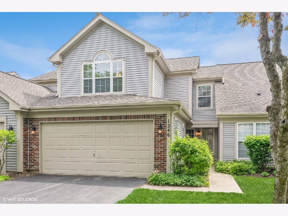 Cobblers Crossing Elgin IL, Townhomes & Condos & Homes For Sale & For