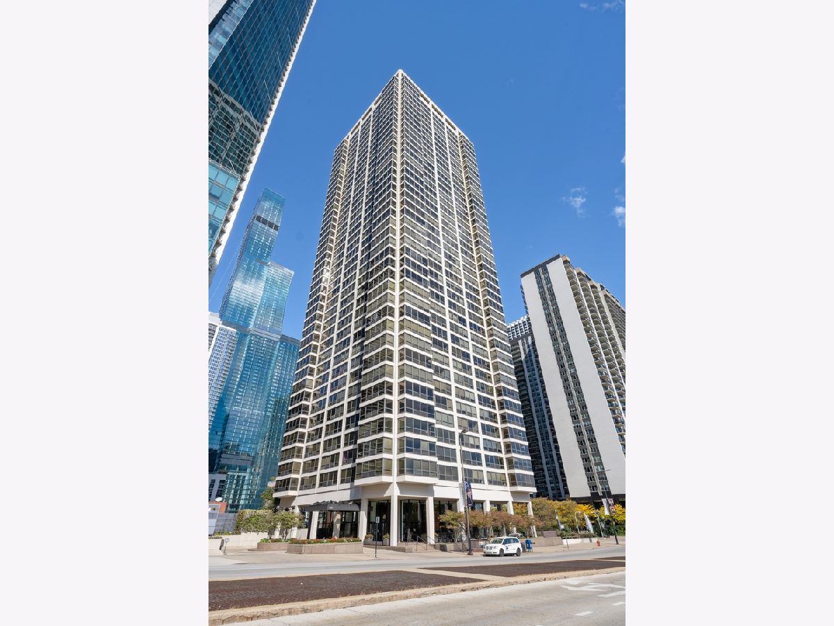 Condominiums Rented Buckingham Residences Chicago Illinois, 360 Randolph