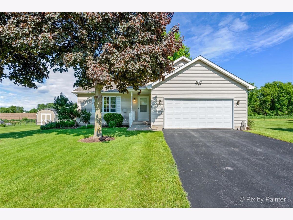 Homes Sold Windhaven Kingston Illinois, 810 Linda