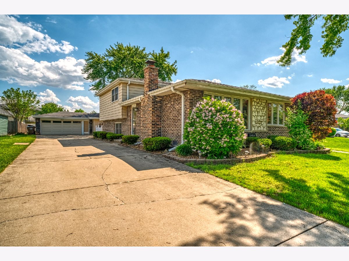 Homes & Townhomes & Condos Sold Cherry Hill Farms Tinley Park Illinois, 8453 Horseshoe