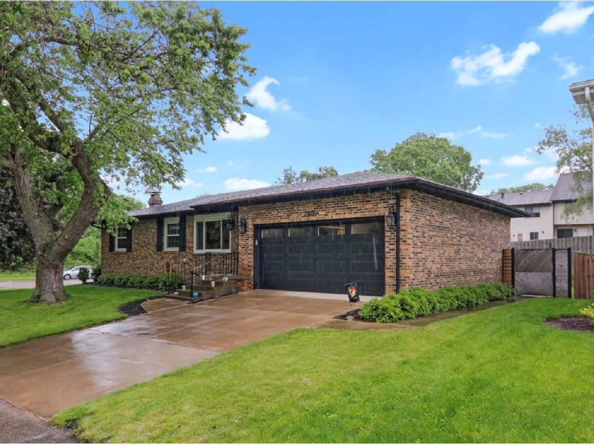 Homes Sold Brookwood Normal Illinois, 700 Lara